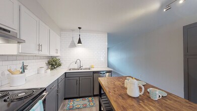 Station West in Lakewood, CO - Building Photo - Building Photo