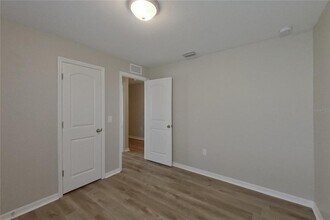 315 NE 25th Terrace in Cape Coral, FL - Building Photo - Building Photo