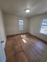 3201-3203-3203 W Bobolink Ave in Milwaukee, WI - Building Photo - Building Photo