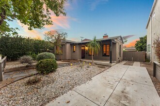 3781 Greenwood Ave in Los Angeles, CA - Building Photo - Building Photo