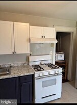 2800 Linwood Ave in Parkville, MD - Building Photo