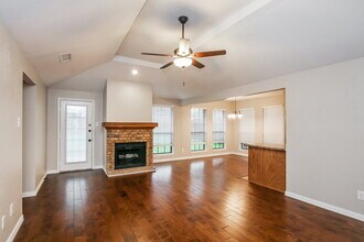 2131 Trishia Ln in Glenn Heights, TX - Building Photo - Building Photo