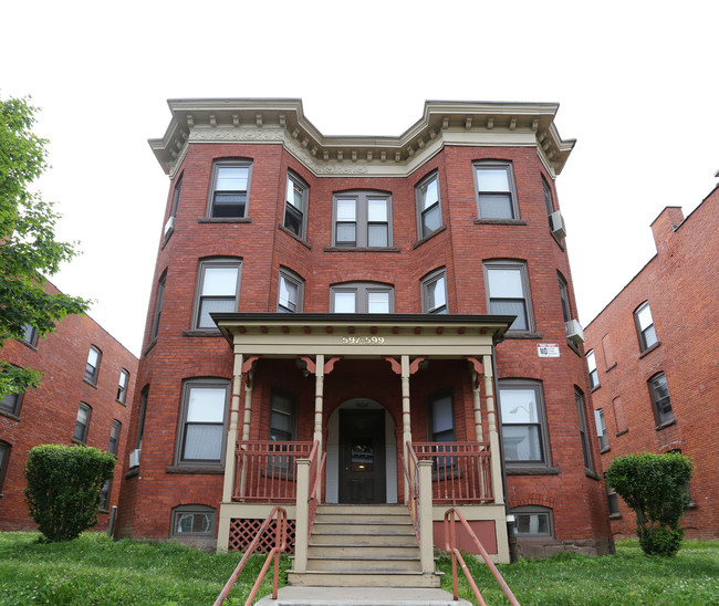 597 Zion St in Hartford, CT - Building Photo - Building Photo