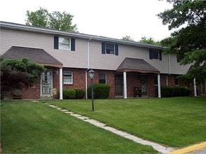 Trotwood Manor II in New Stanton, PA - Building Photo - Primary Photo