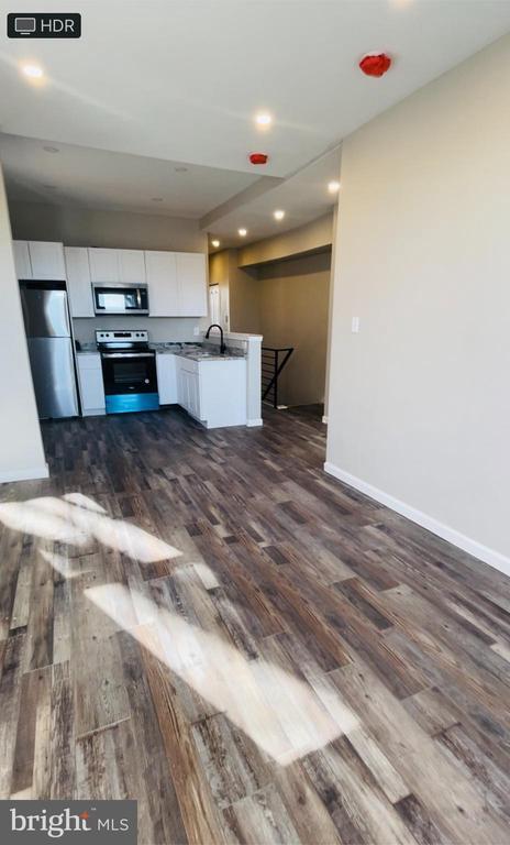 property at 5914 W Girard Ave