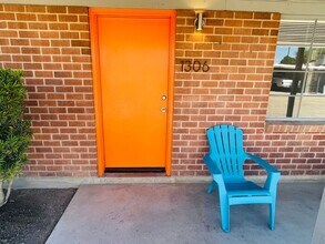 1306 N Richey Blvd in Tucson, AZ - Building Photo - Building Photo