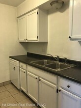 1717 Maple Rdg in Haslett, MI - Building Photo - Building Photo