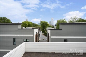 1004 Greenleaf Ave in Charlotte, NC - Building Photo - Building Photo