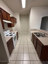 5540 Homestead Rd in Arlington, TX - Building Photo - Building Photo