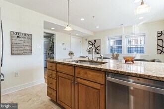 1300 Belmont St NW in Washington, DC - Building Photo - Building Photo