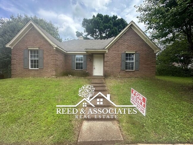 property at 4068 Angelace Dr N