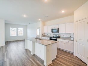 1553 Shadow Hawk Dr in Haslet, TX - Building Photo - Building Photo