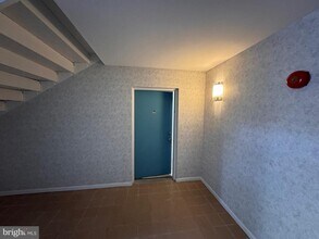 8001 Greenspring Way in Owings Mills, MD - Building Photo - Building Photo