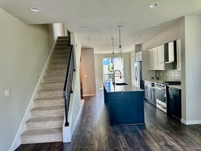 2101 NE 88th St in Seattle, WA - Building Photo - Building Photo