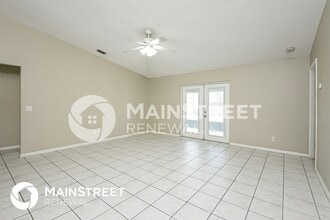 362 Emerson Dr NW in Palm Bay, FL - Foto de edificio - Building Photo