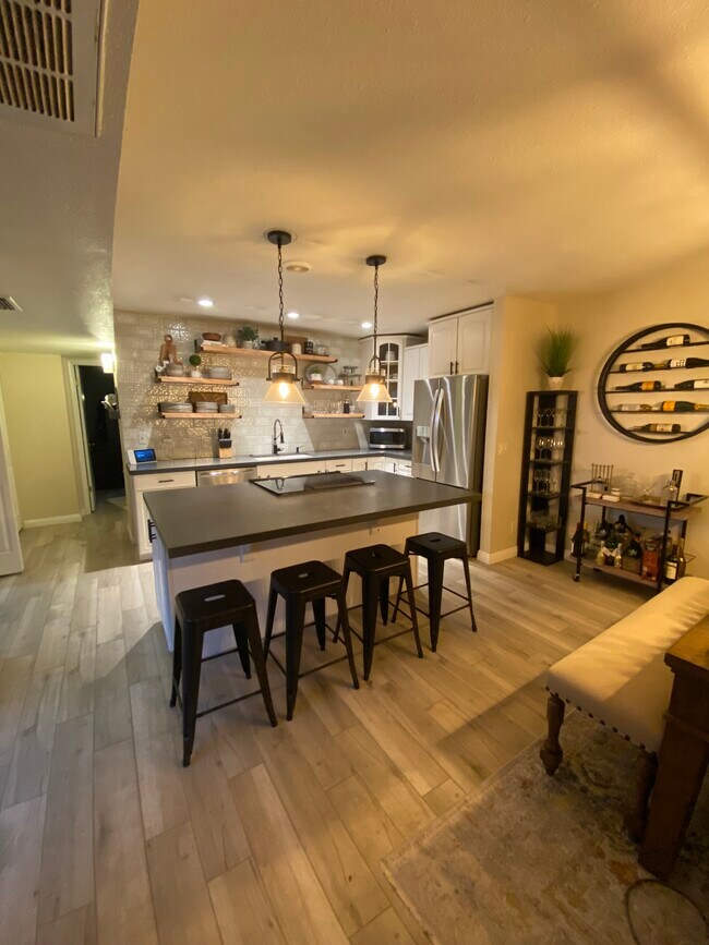 property at 5945 E Thomas Rd