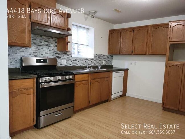 property at 44418 Bayshore Ave