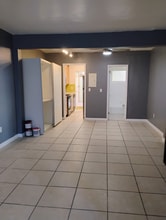 835 Meridian Ave, Unit 5 in Miami Beach, FL - Building Photo - Building Photo