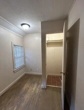 208 W 1st St in Tyler, TX - Building Photo - Building Photo