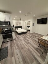 6041 Wilkinson Ave, Unit Roy Balulu in North Hollywood, CA - Building Photo