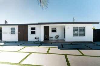 5200 SW 114th Ct in Miami, FL - Building Photo - Building Photo