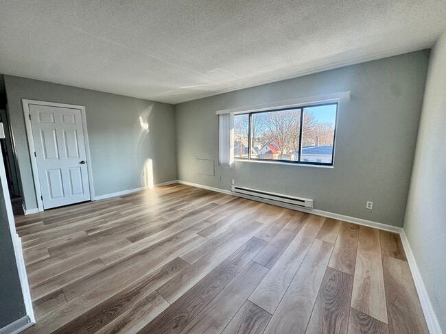 837 River St, Unit 5 in Boston, MA - Building Photo - Building Photo