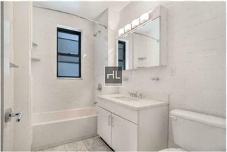 WEST 55 STREET in New York, NY - Building Photo - Building Photo