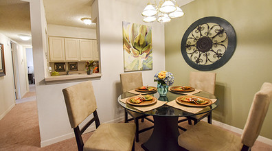 Fox Run in Metairie, LA - Building Photo - Building Photo