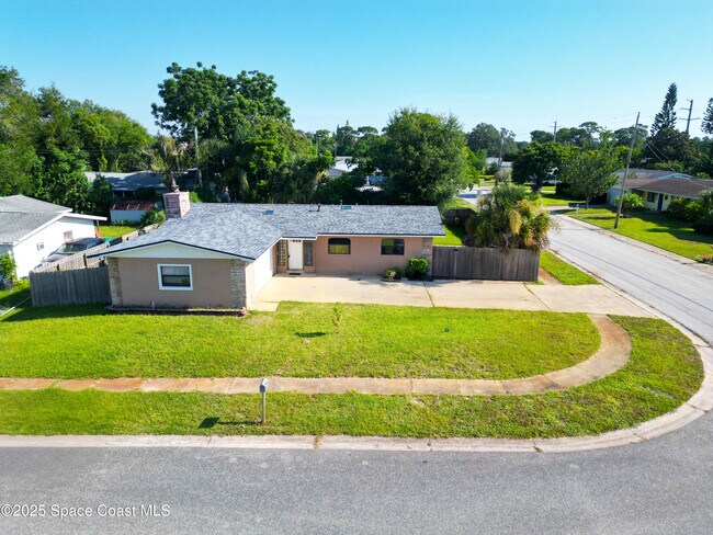 property at 2900 Jasmine St