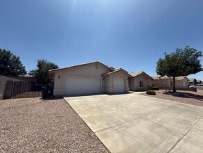 3208 Jennifer Ave in Kingman, AZ - Building Photo - Building Photo