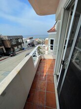 231 42nd St-Unit -231 in Manhattan Beach, CA - Building Photo - Building Photo