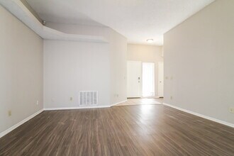 1601 Peach Tree Ln in Norman, OK - Building Photo - Building Photo