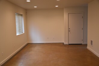 8372 Wabash Ave S in Seattle, WA - Building Photo - Building Photo