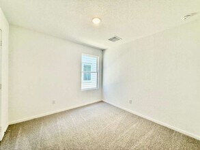 10319 Munoz Mnr in San Antonio, TX - Building Photo - Building Photo
