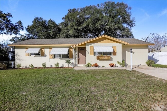 property at 506 Ewing Ln