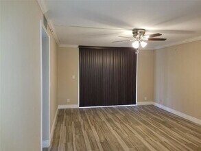 8960 S Hollybrook Blvd in Pembroke Pines, FL - Building Photo - Building Photo