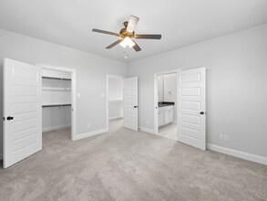 9525 Thorncrown Ln in Fort Worth, TX - Foto de edificio - Building Photo