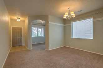 6909 Mete Sol Dr NW in Albuquerque, NM - Building Photo - Building Photo