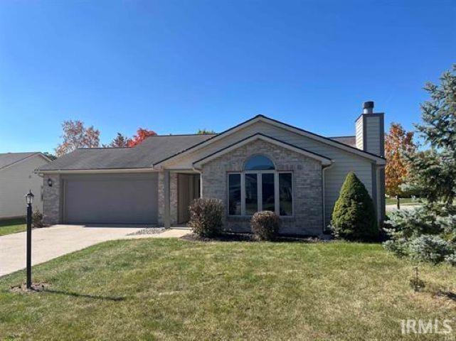 13835 Wild Horse Ct in Leo, IN - Building Photo