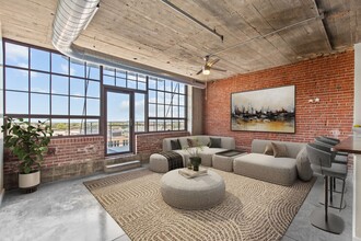 Ventana Lofts Apartments in St. Louis, MO - Building Photo - Building Photo