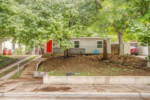 3808 Bryce Ave in Fort Worth, TX - Building Photo