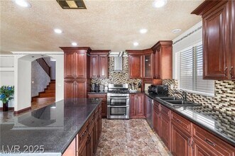 3580 Teton Hills St in Las Vegas, NV - Building Photo - Building Photo