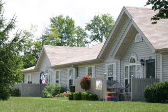 Hunters Ridge in Meadville, PA - Foto de edificio - Building Photo