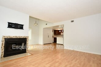 2429 Calle Cita in Camarillo, CA - Building Photo - Building Photo