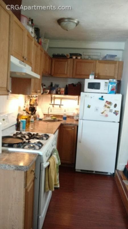 24 Suffolk St, Unit 2A
