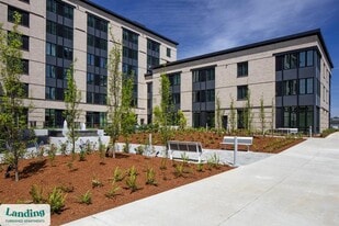 1850 NW Front Ave in Portland, OR - Building Photo