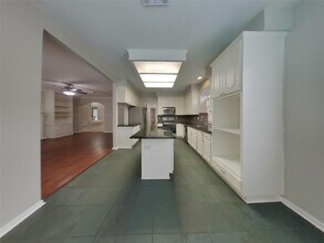 7302 Emerald Glen Dr in Sugar Land, TX - Building Photo - Building Photo
