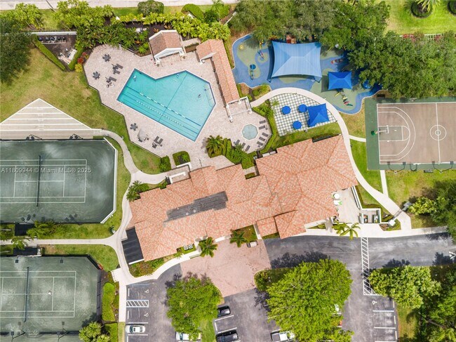 6048 NW 30th Way in Boca Raton, FL - Foto de edificio - Building Photo