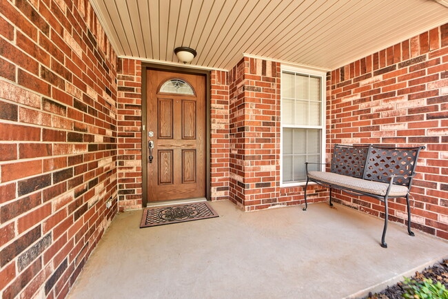 4716 Stag Horn Dr in Yukon, OK - Building Photo - Building Photo