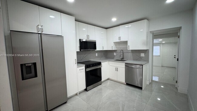 property at 322 SW 11th Ave
